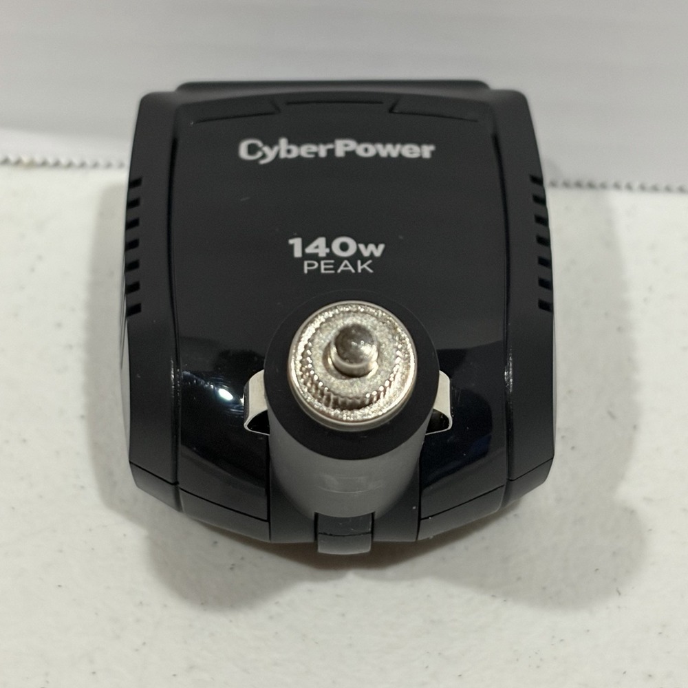 CyberPower 140W Car Power Inverter 12V DC to 120V AC Model M140BUC - Picture 4 of 7